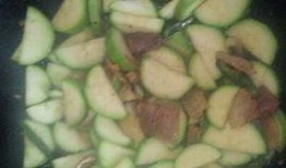 荀瓜怎样吃,从家常小炒到创意甜品，解锁美味新境界