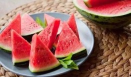 海辰吃瓜俱乐部,揭秘娱乐圈幕后故事，带你领略明星真实生活