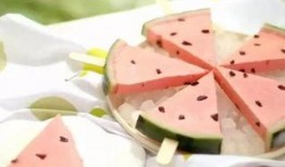 自己在家吃瓜好吗,乐享悠闲时光