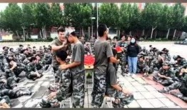 军事演练吃瓜,揭秘幕后吃瓜群众的观战日记