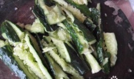 农村吃凉拌瓜,凉拌瓜的清新诱惑