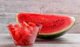 和平吃瓜视频素材