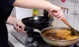 娱乐吃瓜酱农村,揭秘农村生活的趣味瞬间