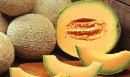 小缘吃哈密瓜,小缘的哈密瓜美食之旅